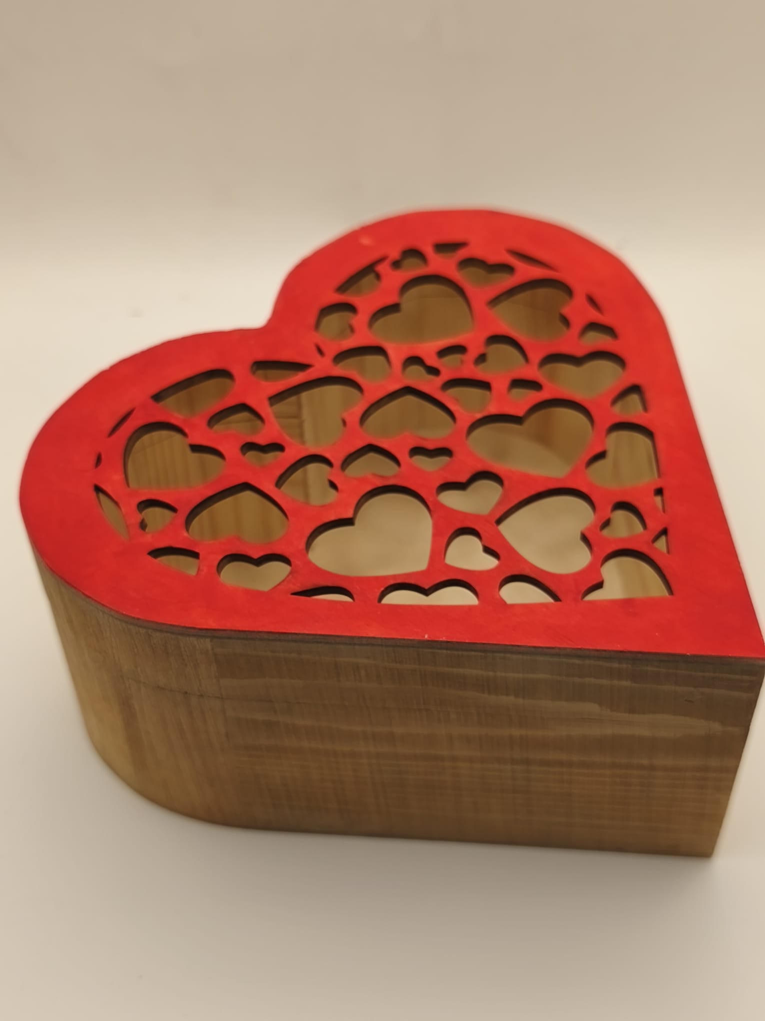 Boîte coeur en bois