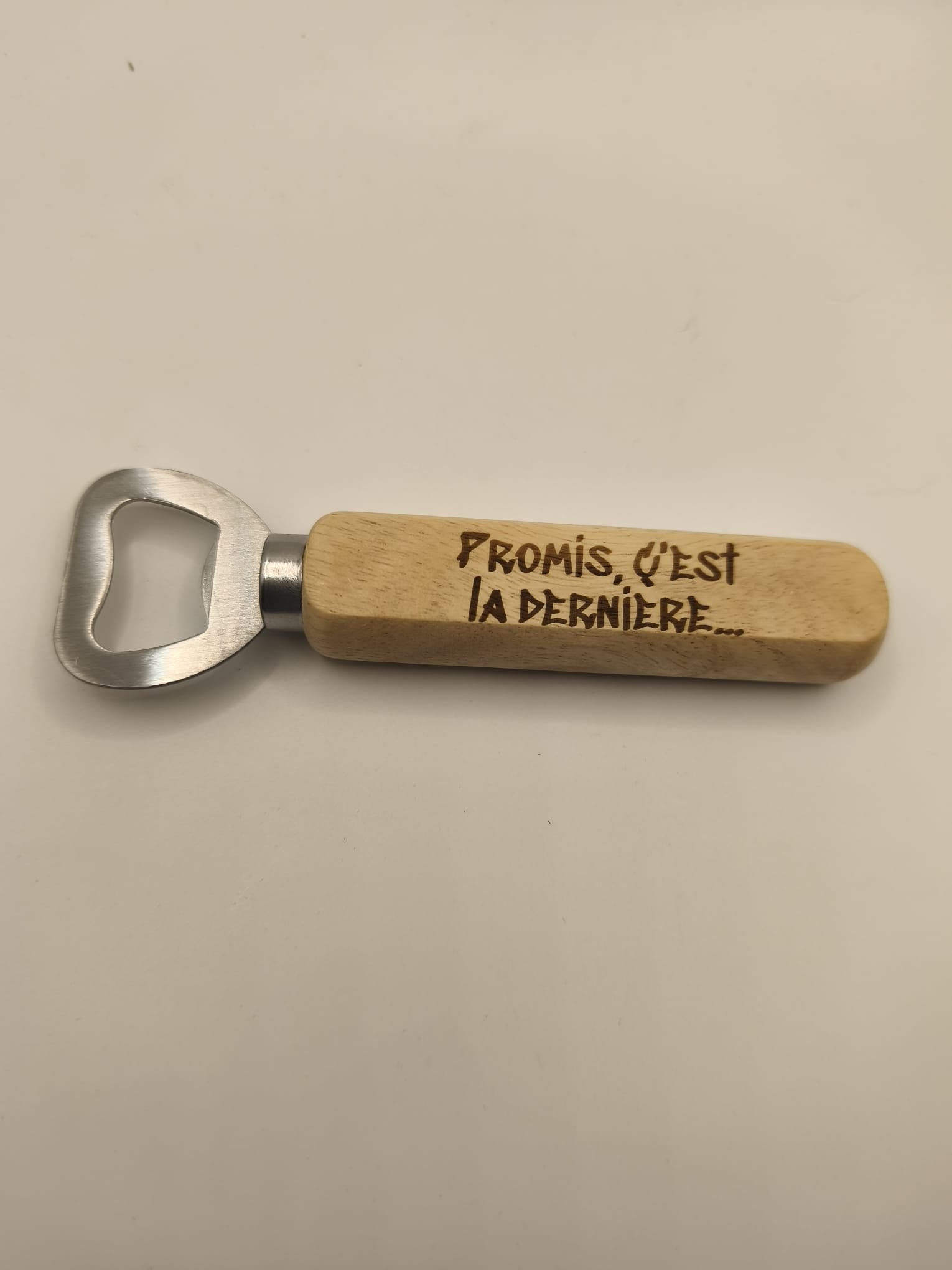 Décapsuleur manche en bois