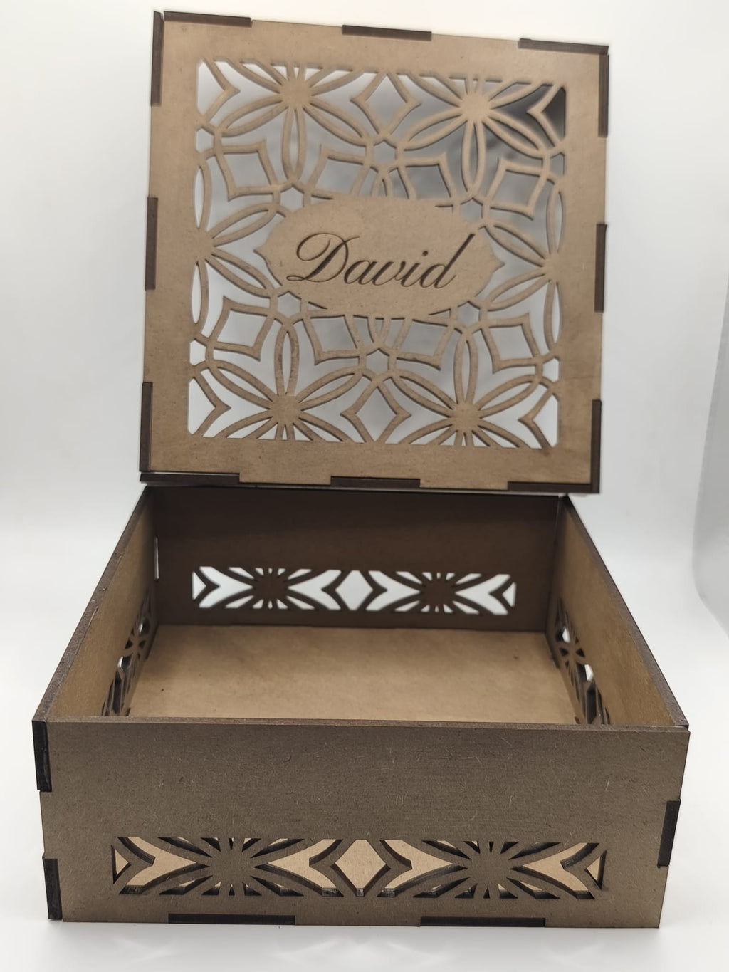 Boîte en bois personnalisée